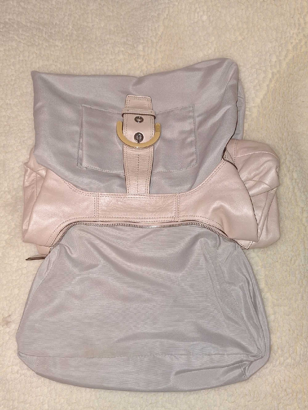 COACH Womenโs Soft Leather Shoulder Bag in Light Pink - Picture 10 of 12
